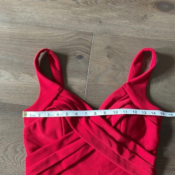 Emerald Sundae Red Banded Bodycon Dress Size Medium - Picture 8 of 9